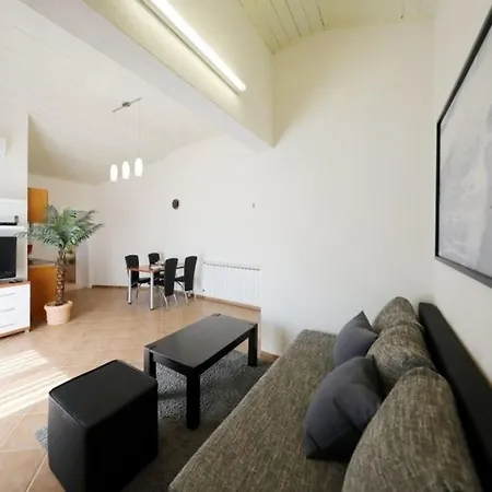 Apartment Josip *