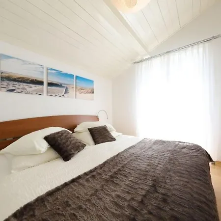 Josip Apartment